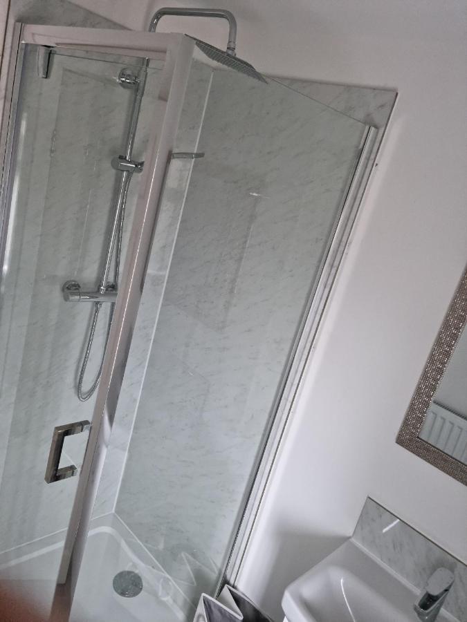 3 Bedroom House-Элсмир-Порт Экстерьер фото